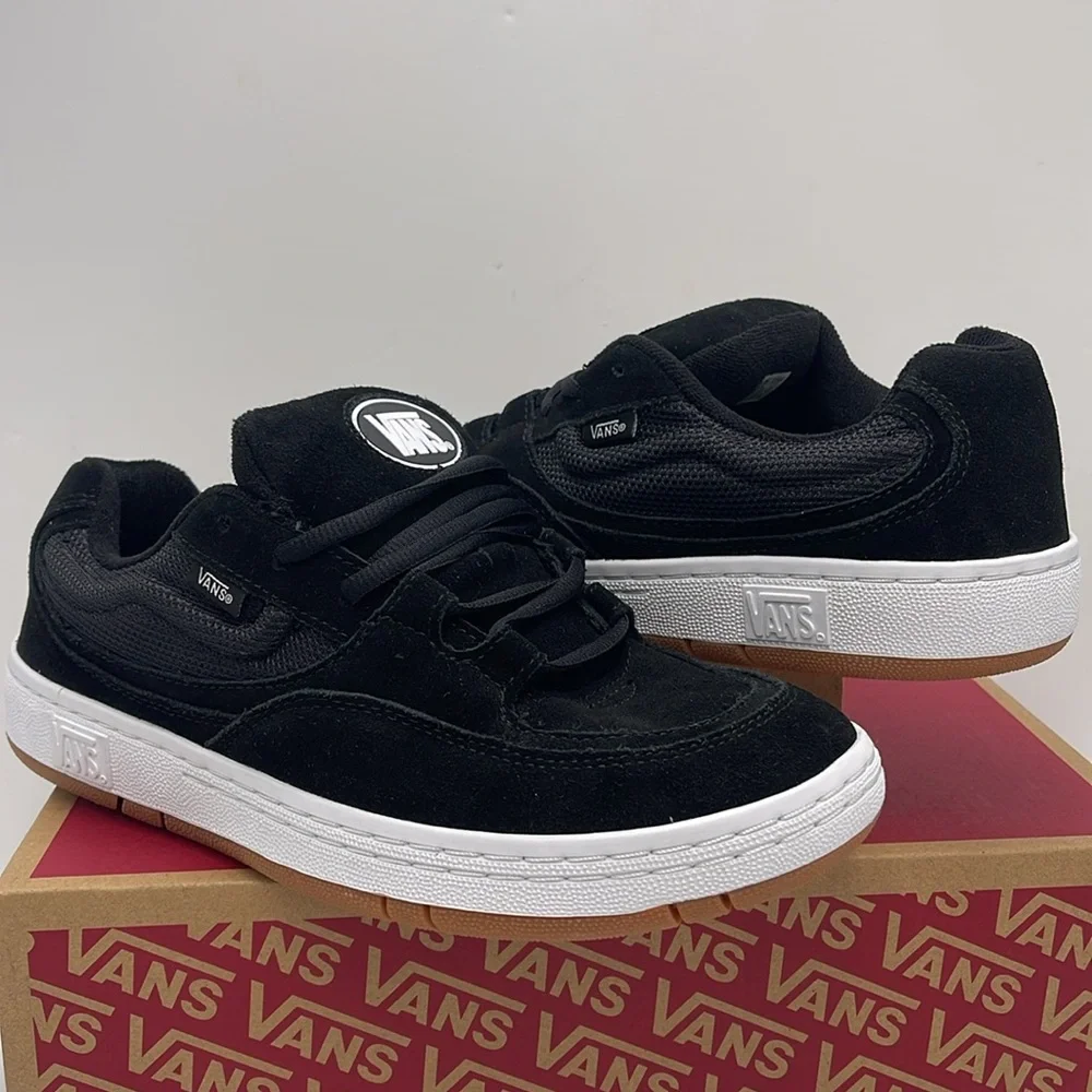 Vans Men’s Speed Ls Black/True White
VN000CTNBP6 Sneakers - Picture 8 of 16